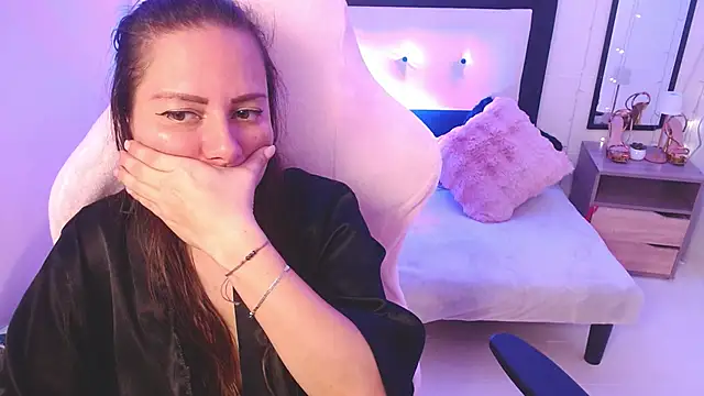 camila_delarosa live XXX chat