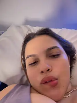 Chat XXX en directo de Colibri_xxx