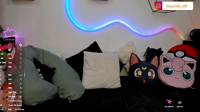 TinyEmily 라이브 XXX 채팅