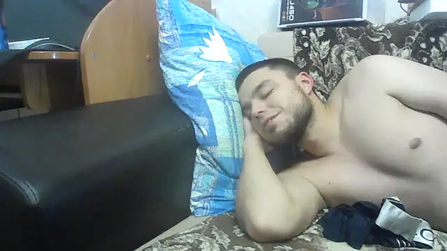 Show modela Yashax na web-kameri
