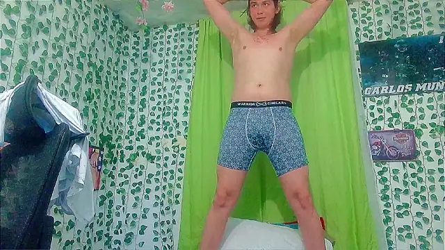 Andy_gray Adlı Modelin Canlı XXX Sohbeti