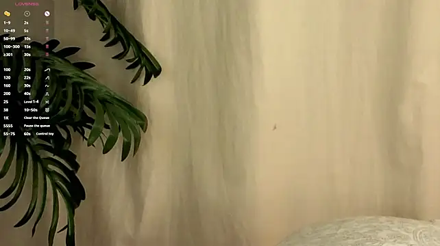 BlissHey live XXX chat