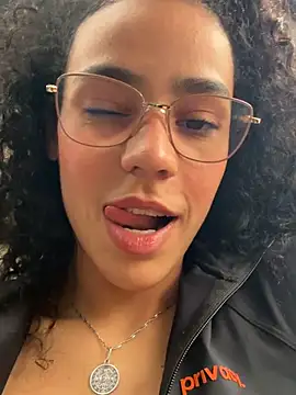 צ'אט XXX בשידור חי של SirenStell0