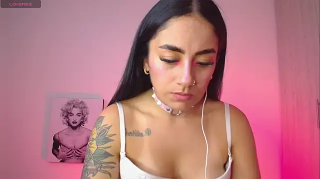 Millie_bobby Chat XXX live