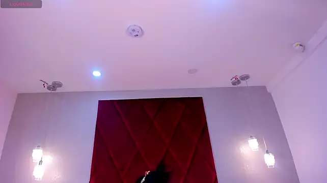 Naughtymilf_xx's Live XXX Chat