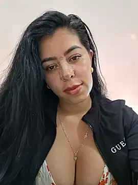 Luianna Live XXX-chat
