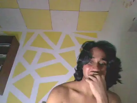 XXX chat uživo modela hensmendy