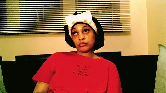 ORUOMA's Live XXX Chat
