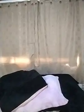 Bicky_25's Live XXX Chat