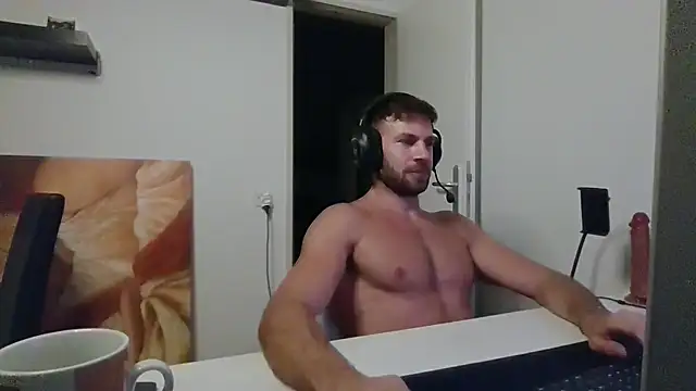 alpha-hunk Adlı Modelin Canlı XXX Sohbeti