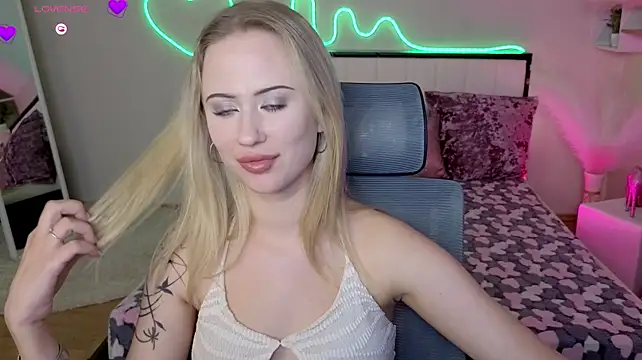 XXX chat uživo modela SashaBrooks