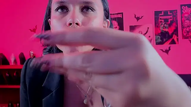 Chatroom XXX en direct de lilith-deveraux