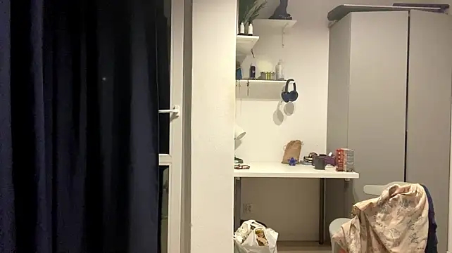 צ'אט XXX בשידור חי של mellowpuffX