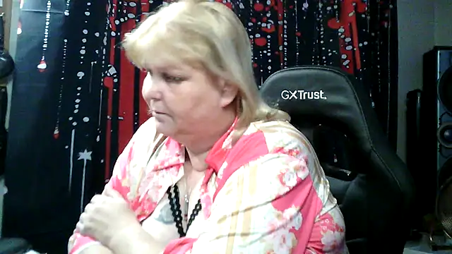 Sylviastar46 webcam show
