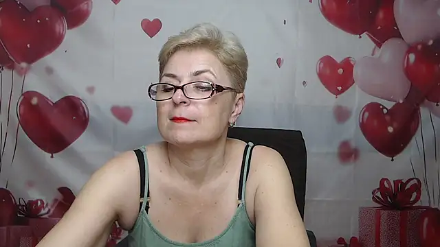 Chatroom XXX en direct de EmiliaGree
