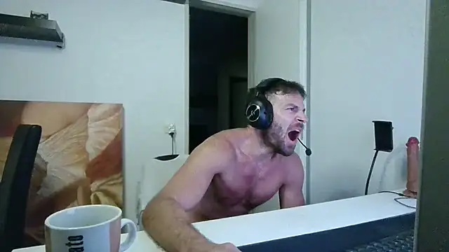alpha-hunk Live XXX-Chat