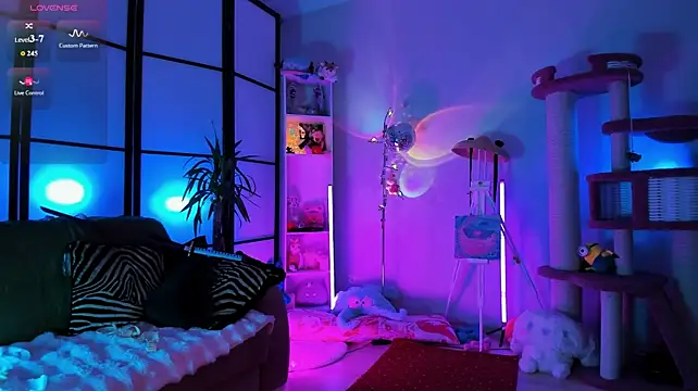 Chatroom XXX en direct de MilkyCute