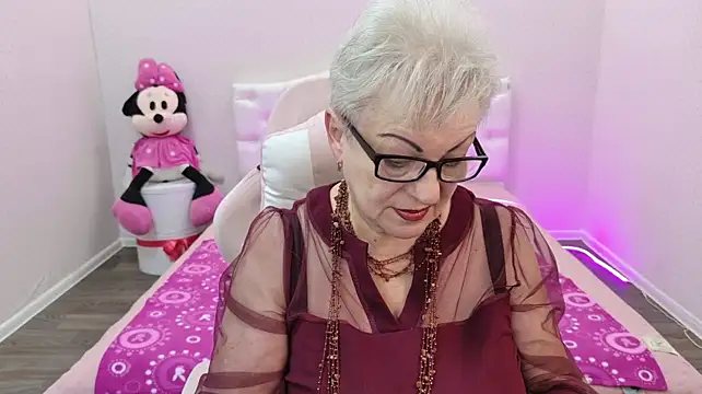 Онлайн чат XXX KayleSmoll