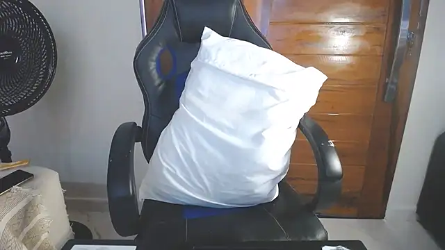 Apollo_21 live XXX chat