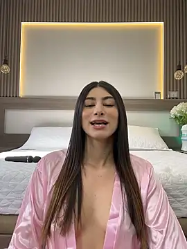 evelyn_hills Obrolan Langsung XXX