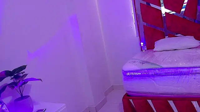 Evie_robbinsGR Chat XXX live
