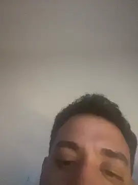 Show modela 1000pordia na web-kameri