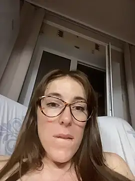 MommmyYummy – webcam-show