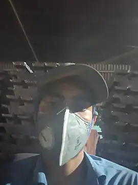 Sushant001's Live XXX Chat