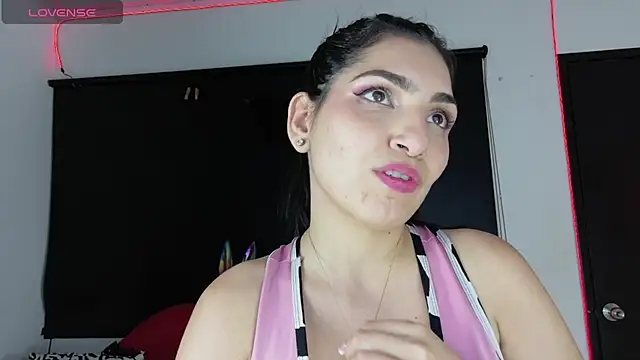 LunaSub69_ Live XXX Chat