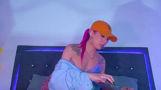Show Webcam de Cici_JuicyBig