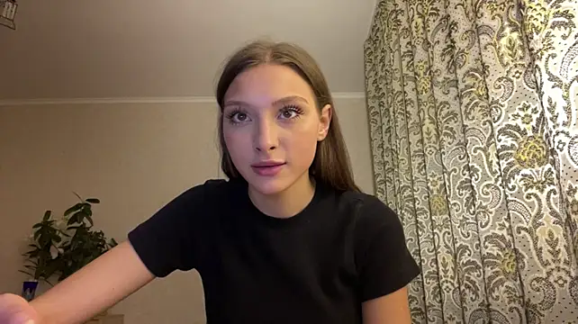 CaraMalpica's Webcam Show