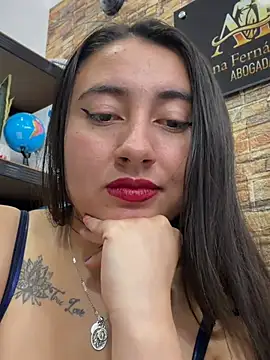 XXX chat uživo modela _Sarah-Office1