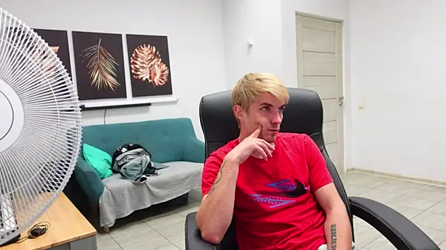 Logan_Falk XXX чат на живо
