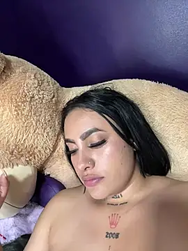 Chat XXX en directo de nikky_latiin