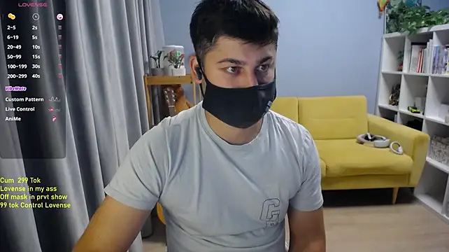 Tomguys Live XXX Chat