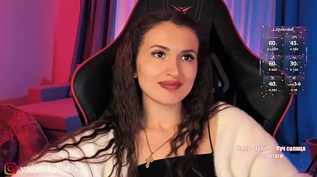 -RED_HAT- Live XXX-chat