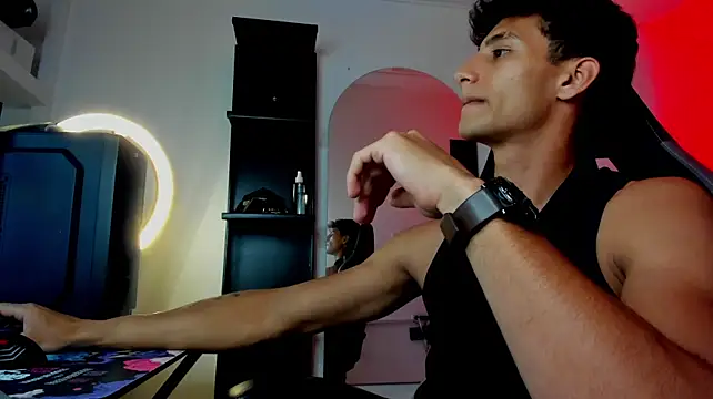 MaxiimoRomano_ Show Webcam