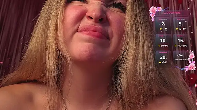 Lora_Rosee Live XXX Chat