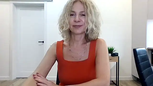 צ'אט XXX בשידור חי של Vireliabo