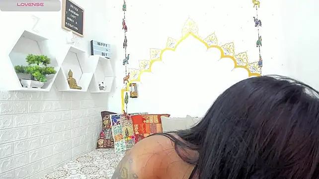 LadyNahir Live XXX-Chat