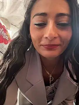 Chat XXX en directo de IsabellaMariet