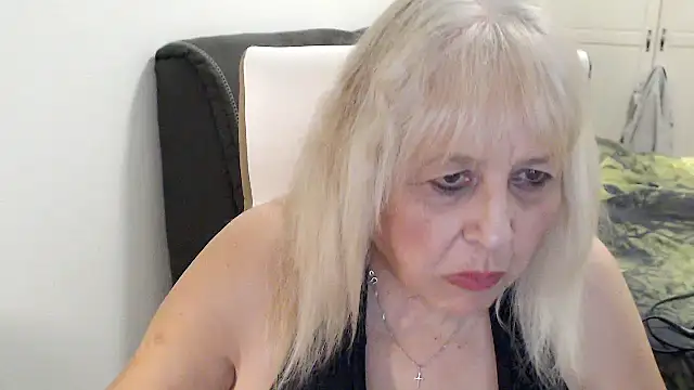 Chat +18 de SusiLifeXXX ao vivo