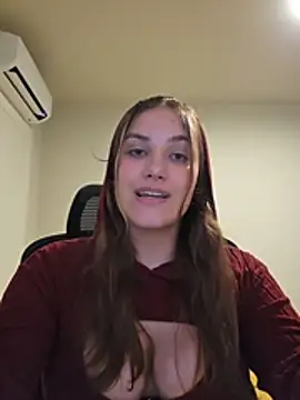 MiaRides19's Live XXX Chat