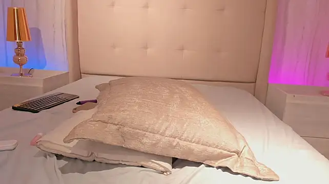 kaylarossi Chat XXX live