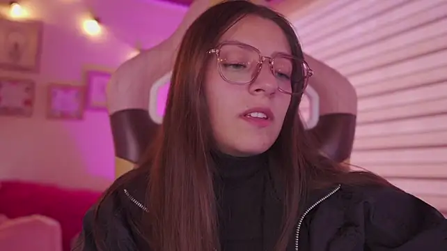 Онлайн чат XXX milly_kenner