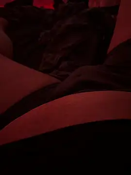 hellakiki21 live XXX chat