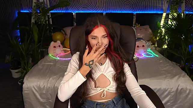 BabyFlowerr: απευθείας συνομιλία ΧΧΧ