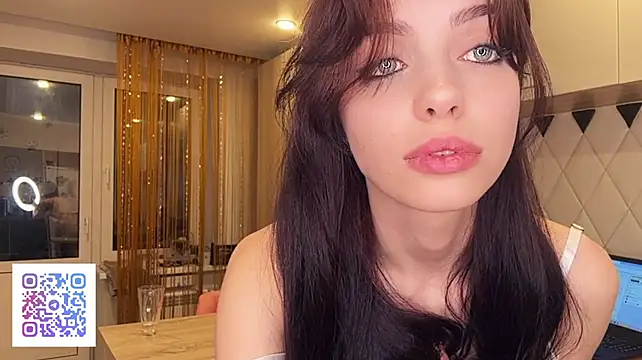 AdelleMilhouse Webcam Show