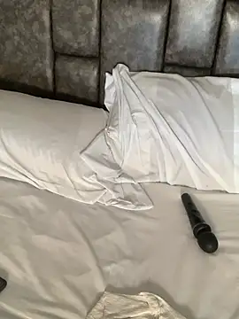 Matureyulyet Webcam Show