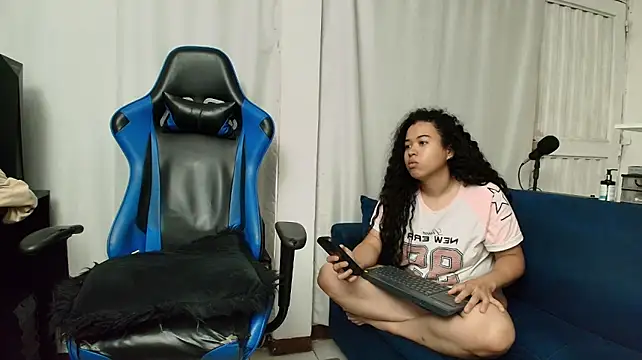 ema_abby Chat XXX live